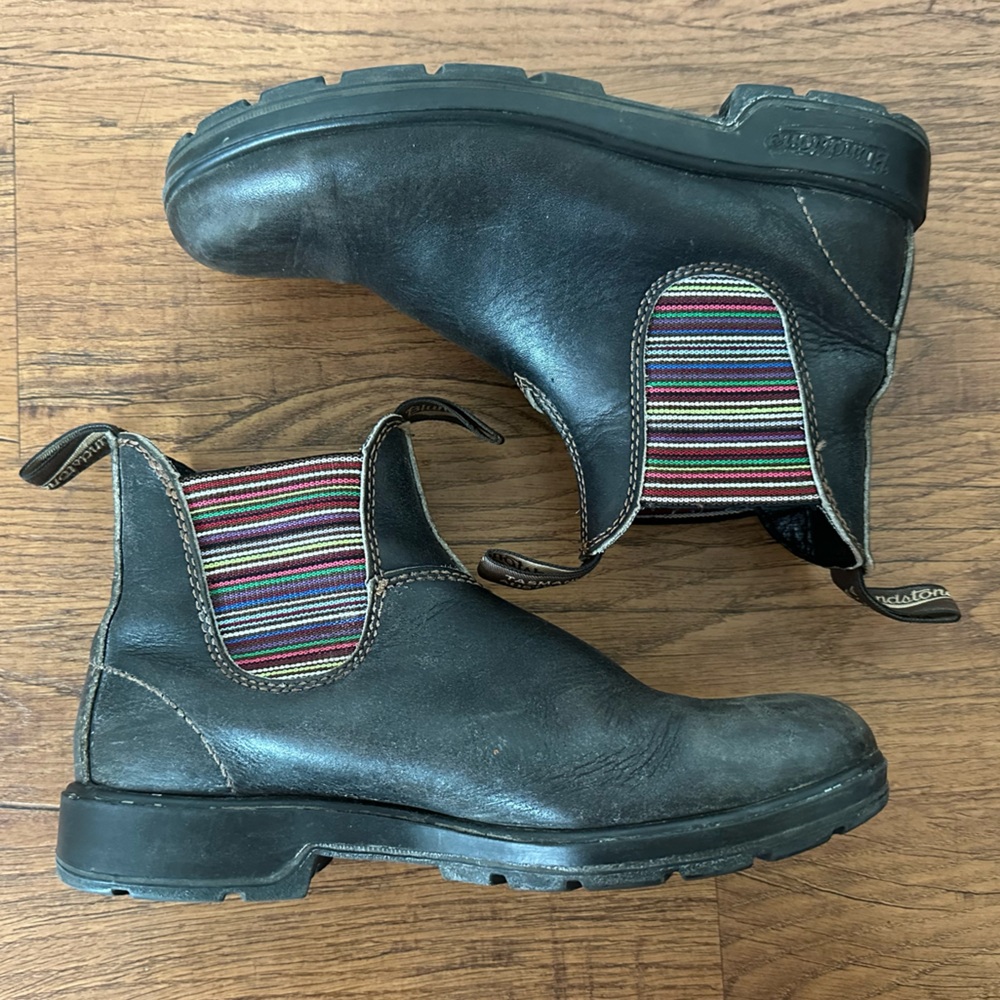 Blundstone leather women’s boots size 9
